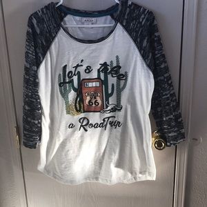 Ariat baseball tee